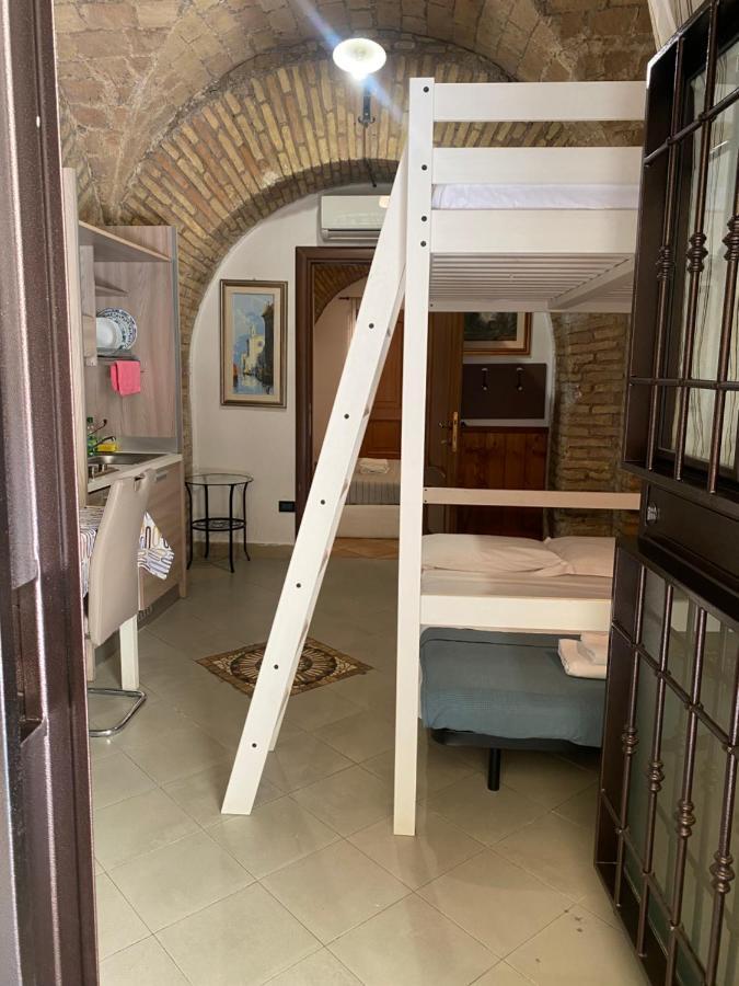 mini Apartment Rome Bagian luar foto