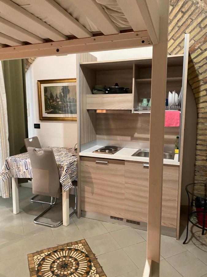 mini Apartment Rome Bagian luar foto